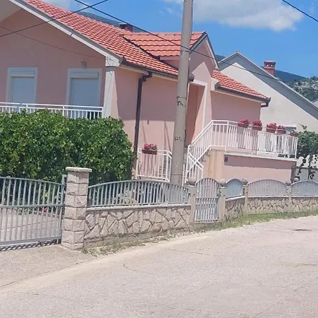 Lucky Apartment Trebinje Exterior photo